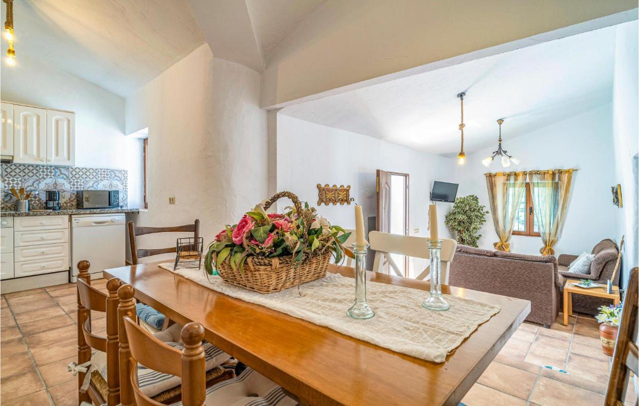 Gorgeous Home In Cajiz With Wifi Cajís エクステリア 写真